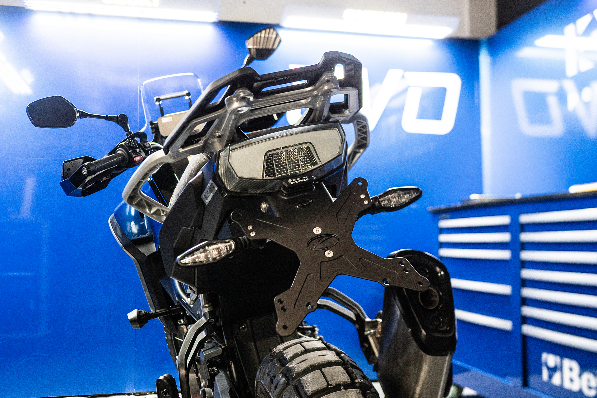 ¡De serie a SuperTrail! CF MOTO 450 MT con TF SUPERBIKE