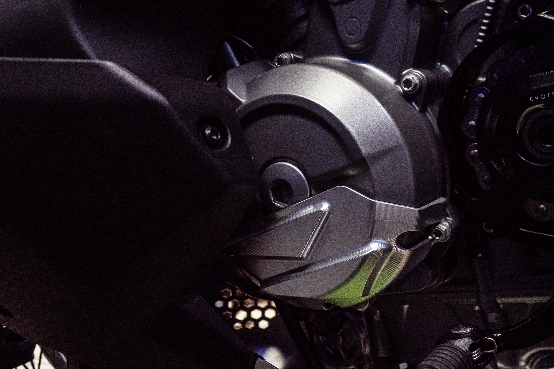 Accesorios TOP para la CFMOTO 800 MT-X, equipa tu aventura