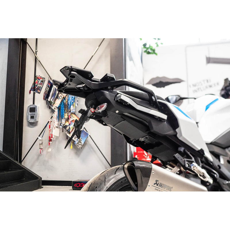 Porta matrícula BMW S1000XR 2024+