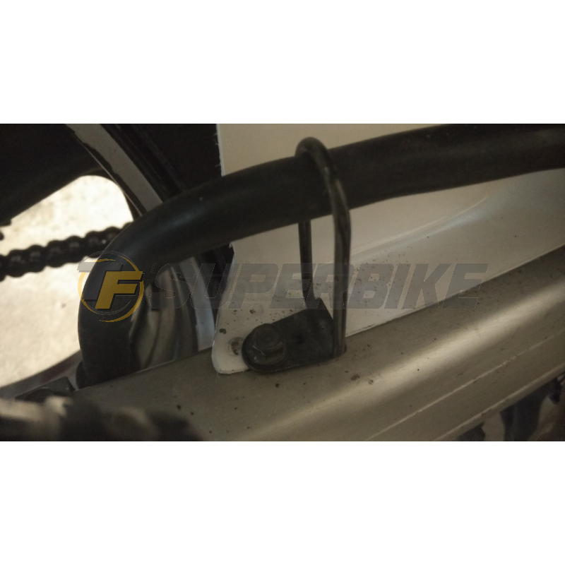 Guardabarros trasero fibra vidrio Yamaha FZS 600 2002-2003 / FZS 1000 2005-