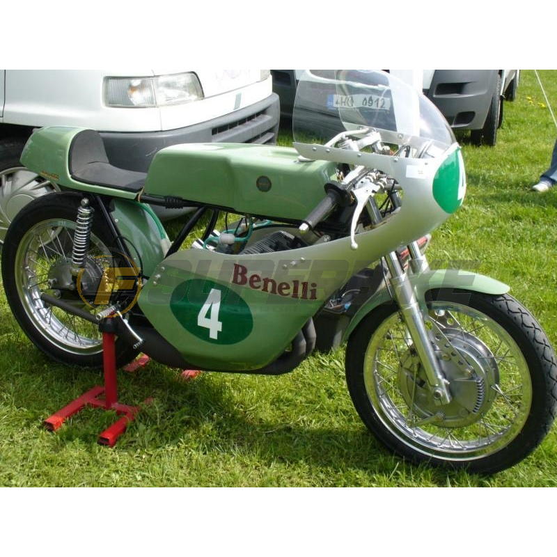 Guardabarros trasero fibra vidrio v1 Benelli / Universal