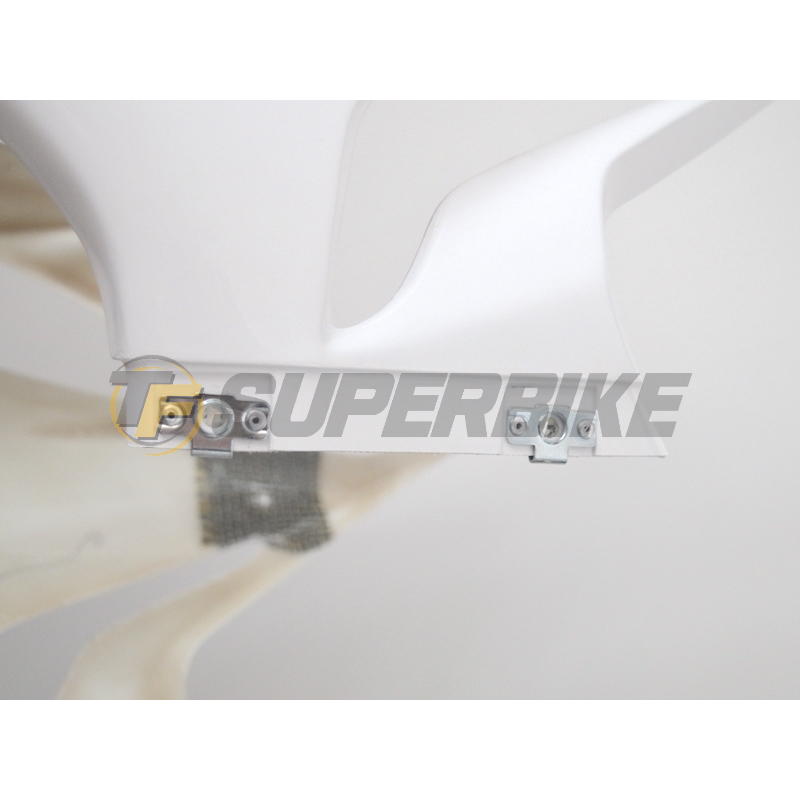 Servicio instalación 10 kits tornillería rápida en carenado Motoforza