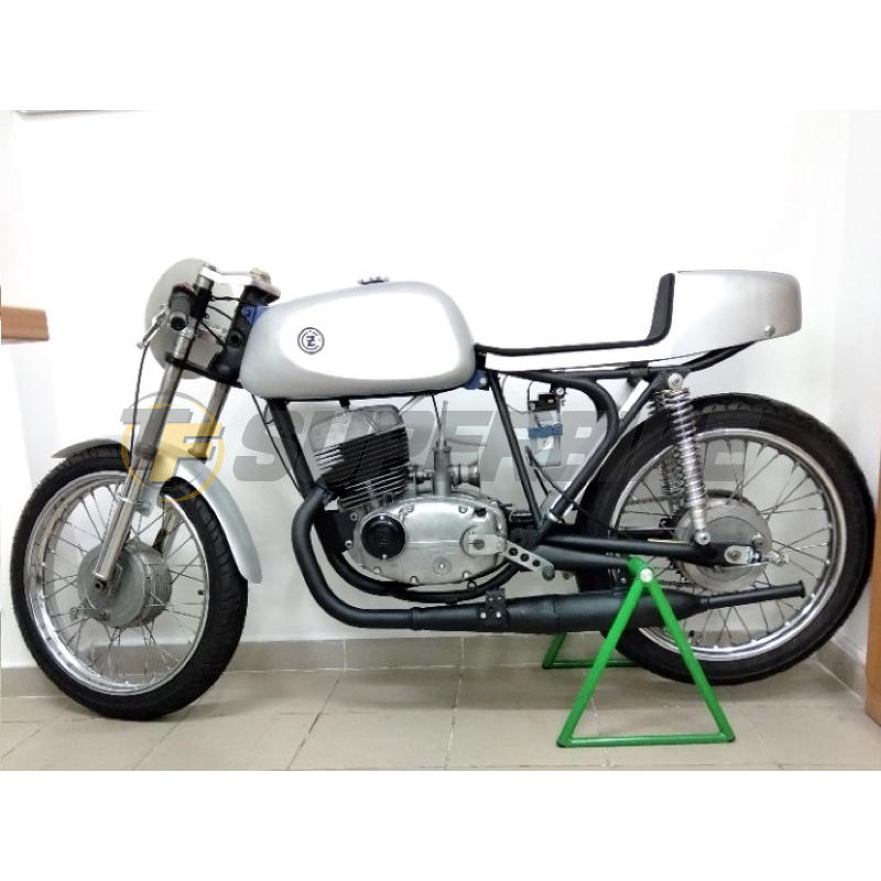 Guardabarros delantero universal 125 - 250 - 350cc 18"