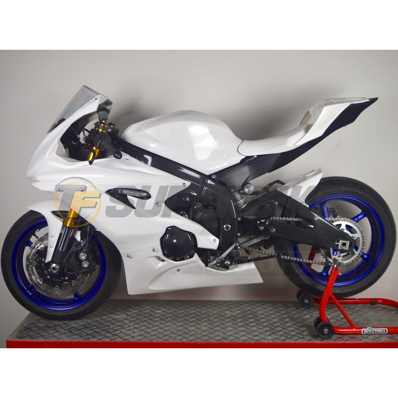 Carenado de fibra Yamaha R6 2017-2025 paso rueda negro