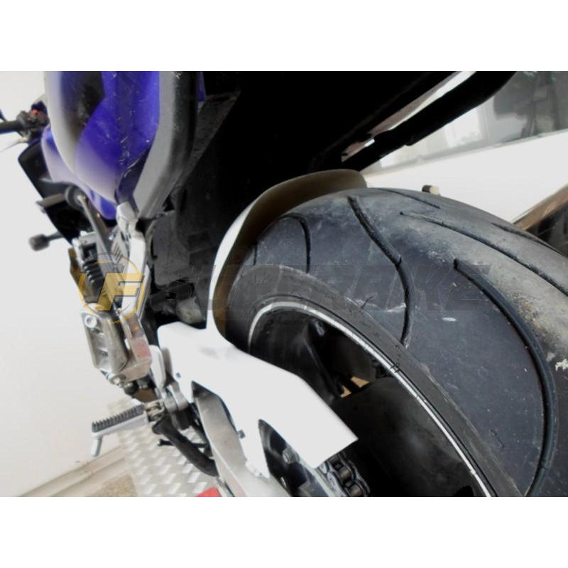 Guardabarros trasero fibra vidrio Yamaha FZS 600 2002-2003 / FZS 1000 2005-