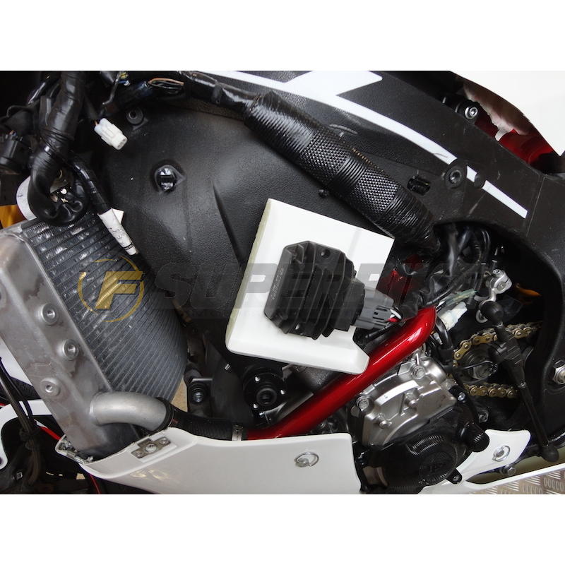 Carenado de fibra Yamaha R1 2015-2019 SBK Style