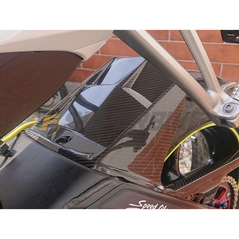 Guardabarros trasero fibra carbono Yamaha R6 / R6R 2008-2016