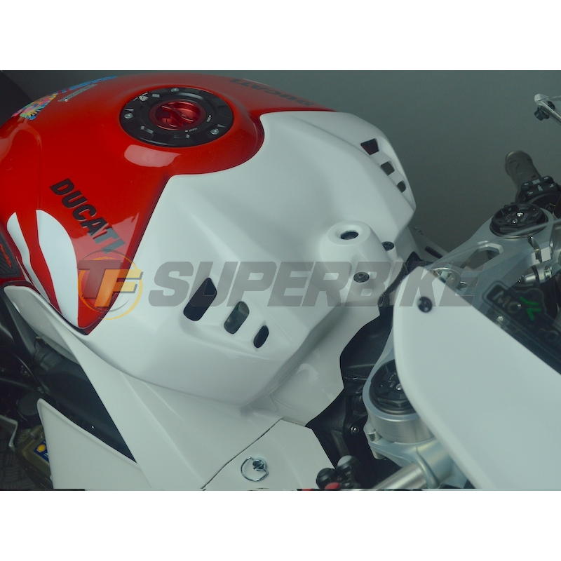 Cubre depósito parte delantera Ducati Panigale V4 2023-2024