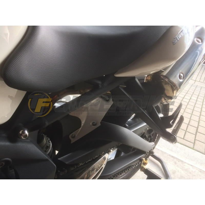 Guardabarros trasero fibra vidrio Triumph Daytona 675 / Street Triple 675 2006-2012
