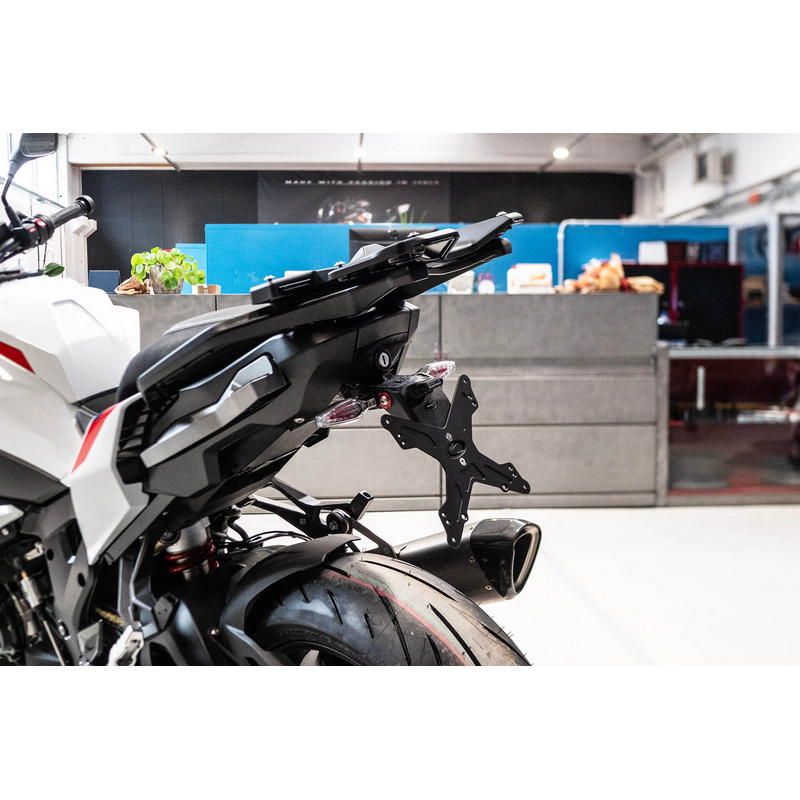 Porta matrícula BMW S1000XR 2024+
