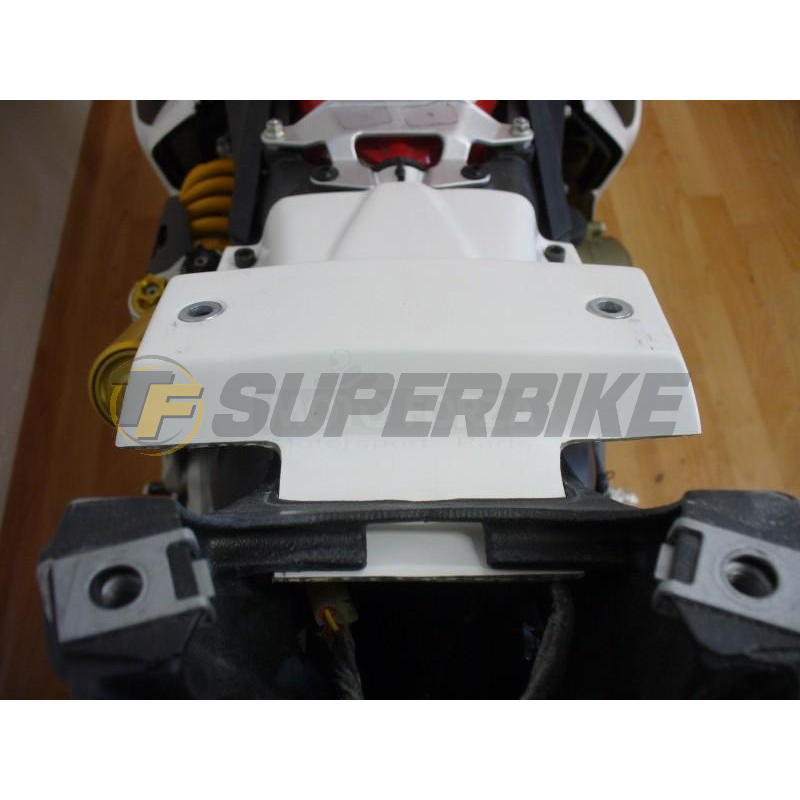 Carenado de fibra Ducati Panigale 959 / 1299 colín y escape racing