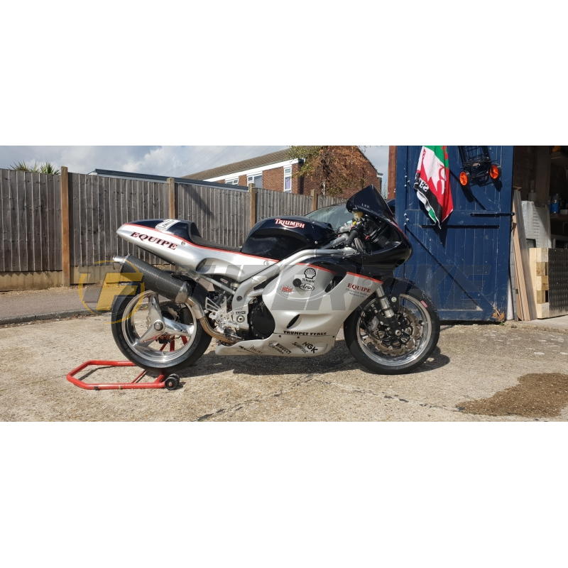 Carenado de fibra Triumph Daytona T595 / 955 / 955i 1997-2001
