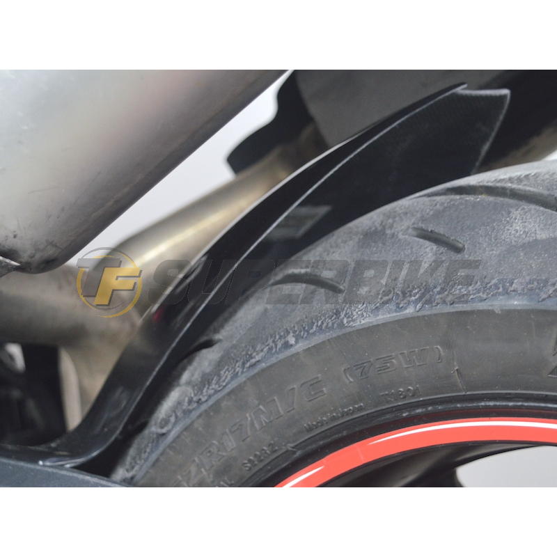 Guardabarros trasero fibra vidrio Triumph Speed Triple 1050 2011-2015