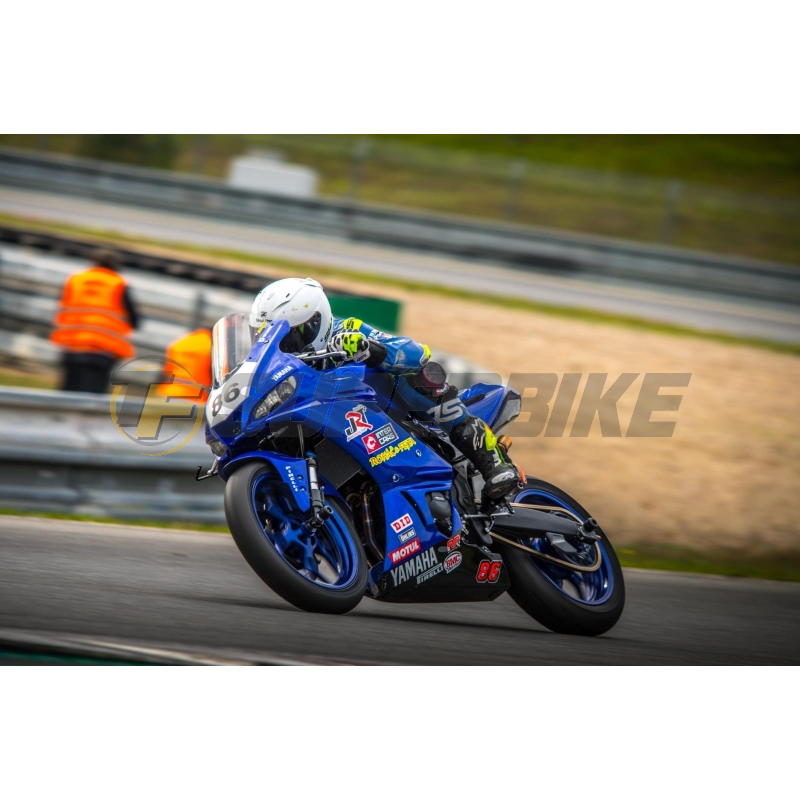 Cubre depósito Yamaha R3 2019-2024