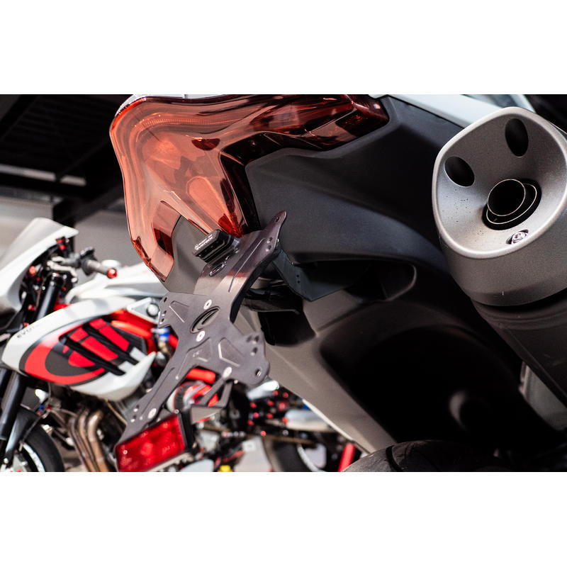 Porta matrícula Yamaha T-MAX 560 Tech Max 2022-2025