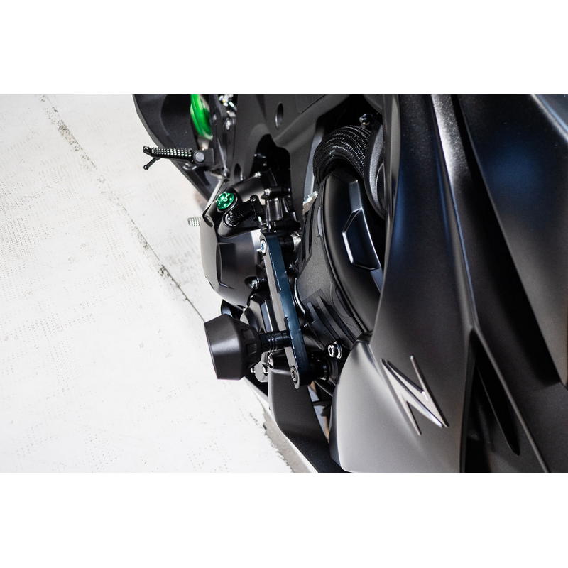 Protectores anti caída anti shock Street Defender Kawasaki Z1100 SE 2026+