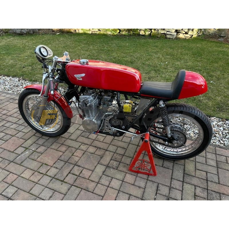 Guardabarros delantero universal v2 250 - 750 cc rueda 18"