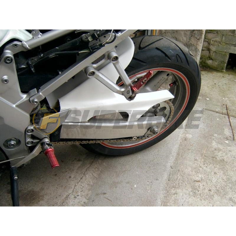 Guardabarros trasero fibra vidrio Suzuki SV 650 S 2003-2004